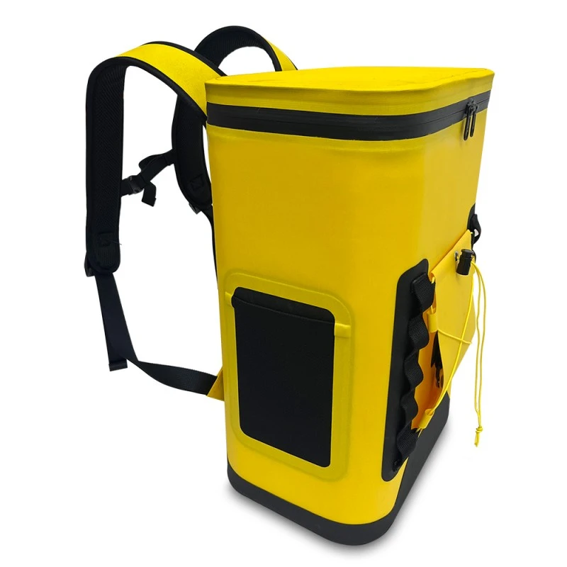 Rucsac Cooler Impermeabil vs Rucsac Cooler Standard
